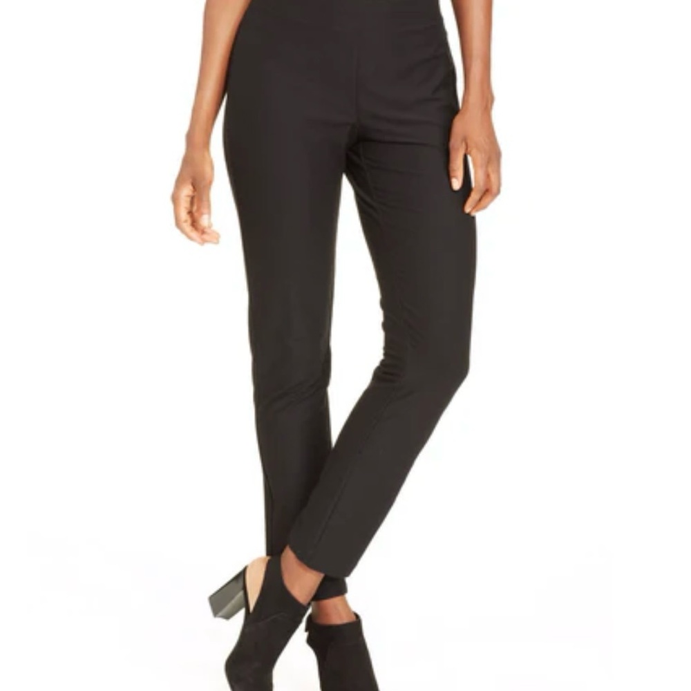 Nine West Women's Heidi Mid-Rise
Pull On Skinny Fit Jegging Pants